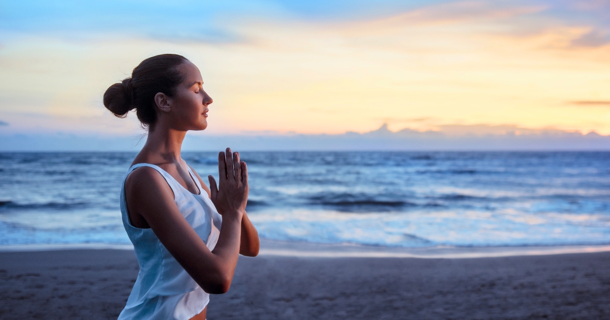 Tingkatkan Kesadaran Anda: Perpaduan Hukum Ketertarikan dan Meditasi Mindfulness