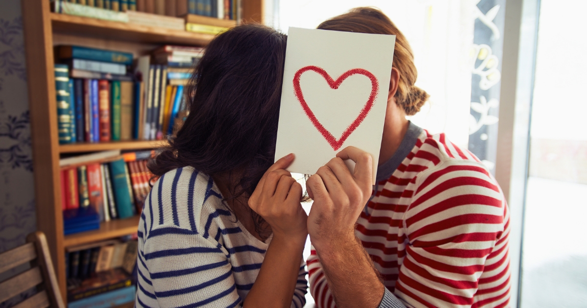 Der vollständige Leitfaden zur Manifestation von Liebe mit dem Gesetz der Anziehung